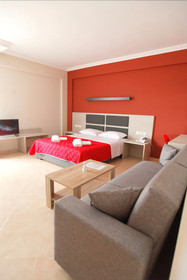 Sun & Sea Luxury Hotel