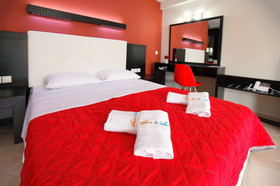 Sun & Sea Luxury Hotel