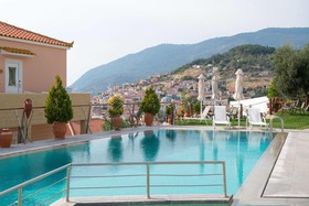 Maria Plomari - Apartments & Studios