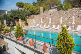 Maria Plomari - Apartments & Studios