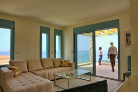 Ouzo Villas