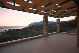 Ouzo Villas