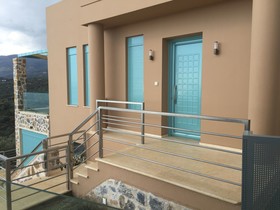 Ouzo Villas