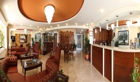 Vicky Hotel III