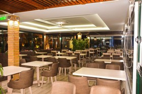 Vicky Hotel III
