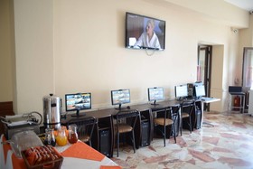 Sappho Hotel