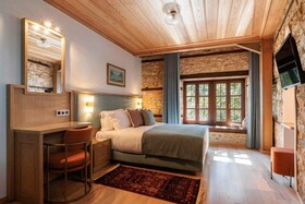 Archontiko Kitsos-Boutique Hotel