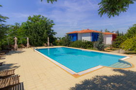 Roxani Country House Resort