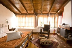 Oikoperiigitis Hotel