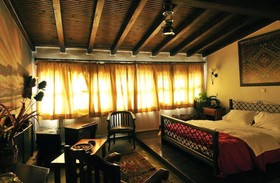 Oikoperiigitis Hotel
