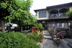 Oikoperiigitis Hotel