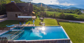 Villa Tuman
