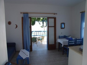 Agnanti Hotel