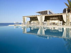 Artemis Seaside Resort