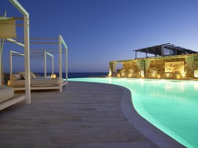 Artemis Seaside Resort