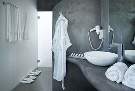 Delmar Apartments & Suites