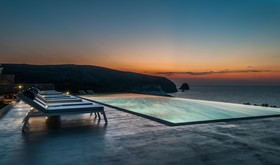 Milos Breeze Boutique Hotel