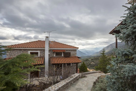 Rock Dandy Deluxe Chalet