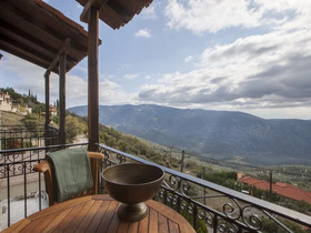 Rock Dandy Deluxe Chalet