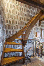 Rock Dandy Deluxe Chalet