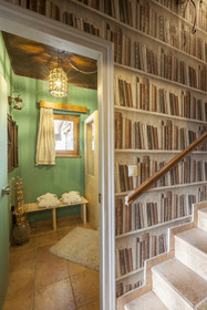 Rock Dandy Deluxe Chalet