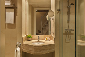 Santa Marina Arachova Resort & Spa