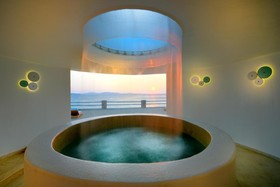 Anax Resort & Spa