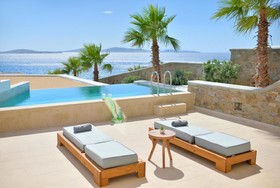 Anax Resort & Spa