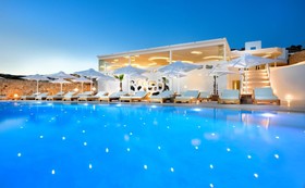 Anax Resort & Spa