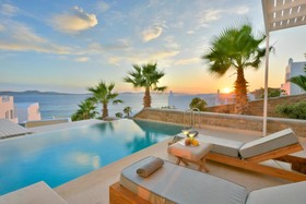 Anax Resort & Spa