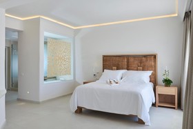 Anax Resort & Spa