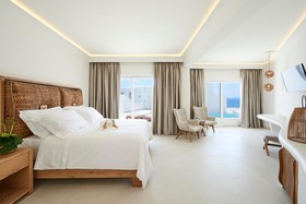 Anax Resort & Spa