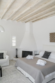 Capo Di Mykonos