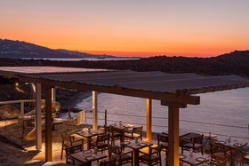 Casa Del Mar Mykonos Seaside Resort