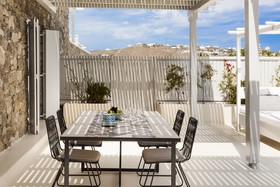 Casa Del Mar Mykonos Seaside Resort
