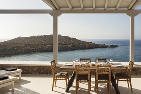 Casa Del Mar Mykonos Seaside Resort