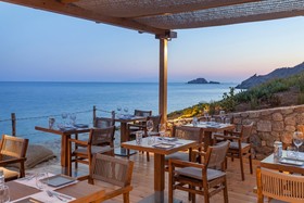 Casa Del Mar Mykonos Seaside Resort