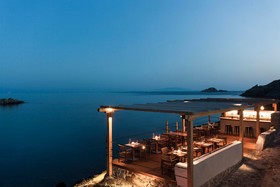 Casa Del Mar Mykonos Seaside Resort