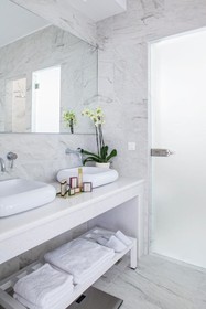 De.Light Boutique Hotel
