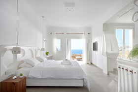 Amazon Mykonos Resort & Spa