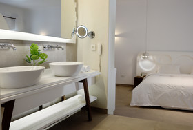 Amazon Mykonos Resort & Spa