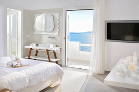Amazon Mykonos Resort & Spa