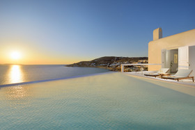 Amazon Mykonos Resort & Spa