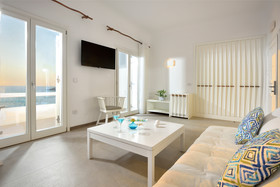 Amazon Mykonos Resort & Spa