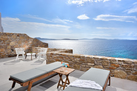 Amazon Mykonos Resort & Spa