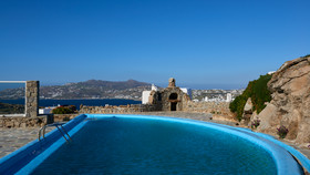 Amazon Mykonos Resort & Spa