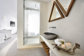 Amazon Mykonos Resort & Spa