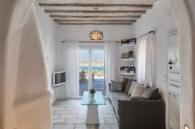 Amazon Mykonos Resort & Spa