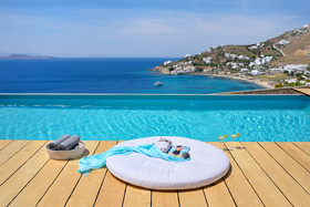 Amazon Mykonos Resort & Spa