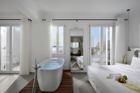 Amazon Mykonos Resort & Spa